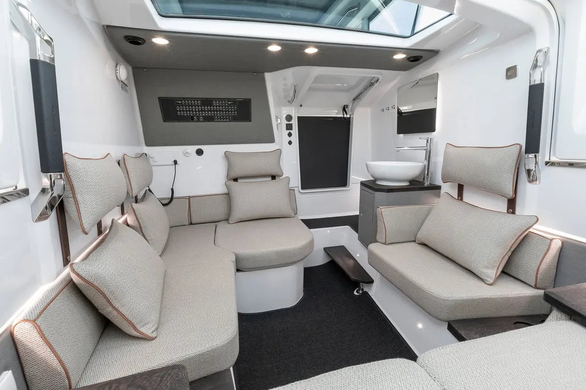 Axopar 37, flybridge — Priveo Yachts, Europe. Fast, open-deck days along the coast