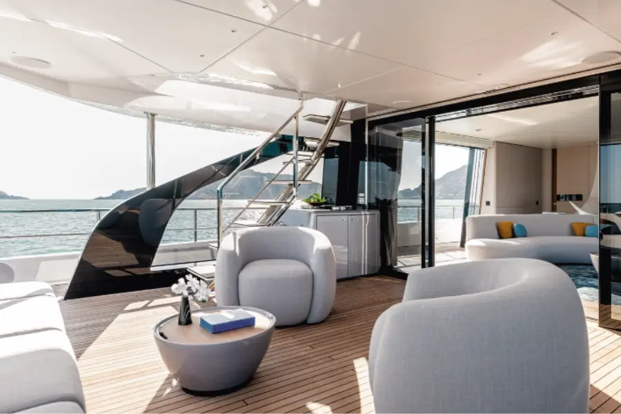 Azimut 116, master cabin — Priveo Yachts, Europe. Five cabins, one coastline, room to spread out