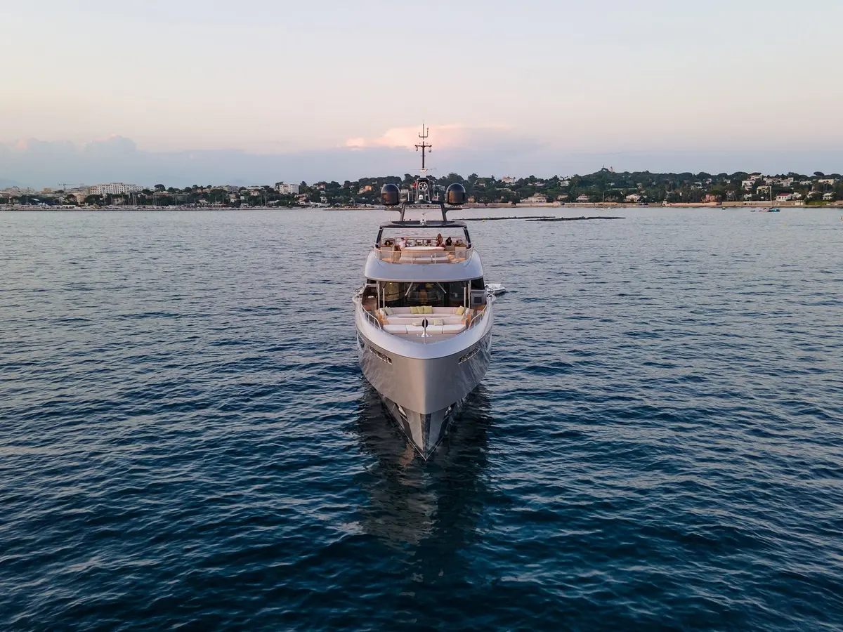 Benetti 28m, aft deck — Priveo Yachts, Europe. Ten guests, four cabins, one slow sundeck afternoon