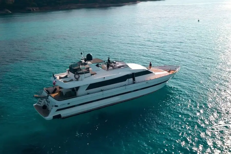 Falcon 80S, aft deck — Priveo Yachts, Europe. Four cabins, twelve guests, a coastline of your choosing