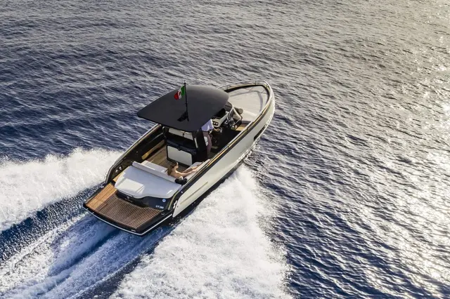 Invictus 280 GT — Priveo Yachts, Europe