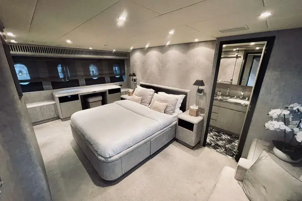 Leopard 31, master cabin — Priveo Yachts, Europe. Four cabins, wide decks, days along the coast