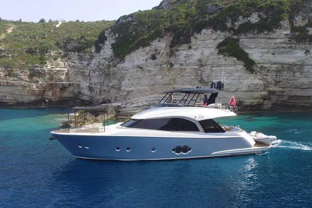 MCY66 — Priveo Yachts, Europe