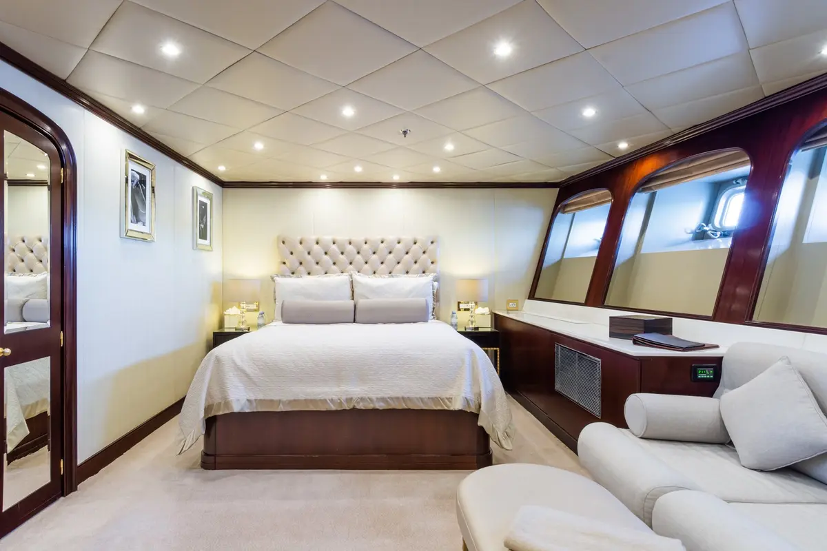 The Wellesley, flybridge — Priveo Yachts, Europe. Six cabins, one coastline, days not hours