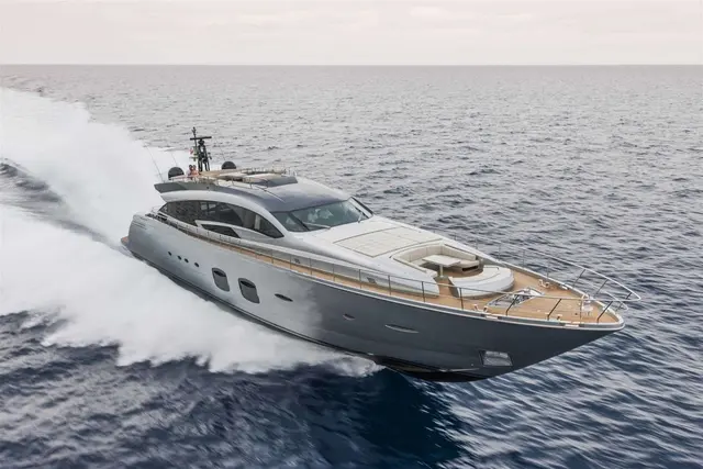 Pershing 108 — Priveo Yachts, Europe