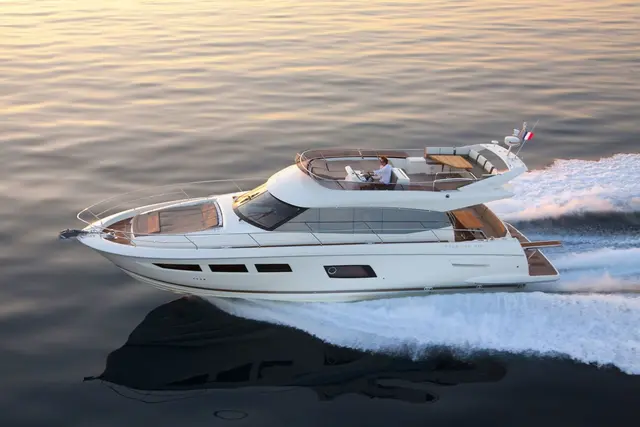 Prestige 550 FLY — Priveo Yachts, Europe