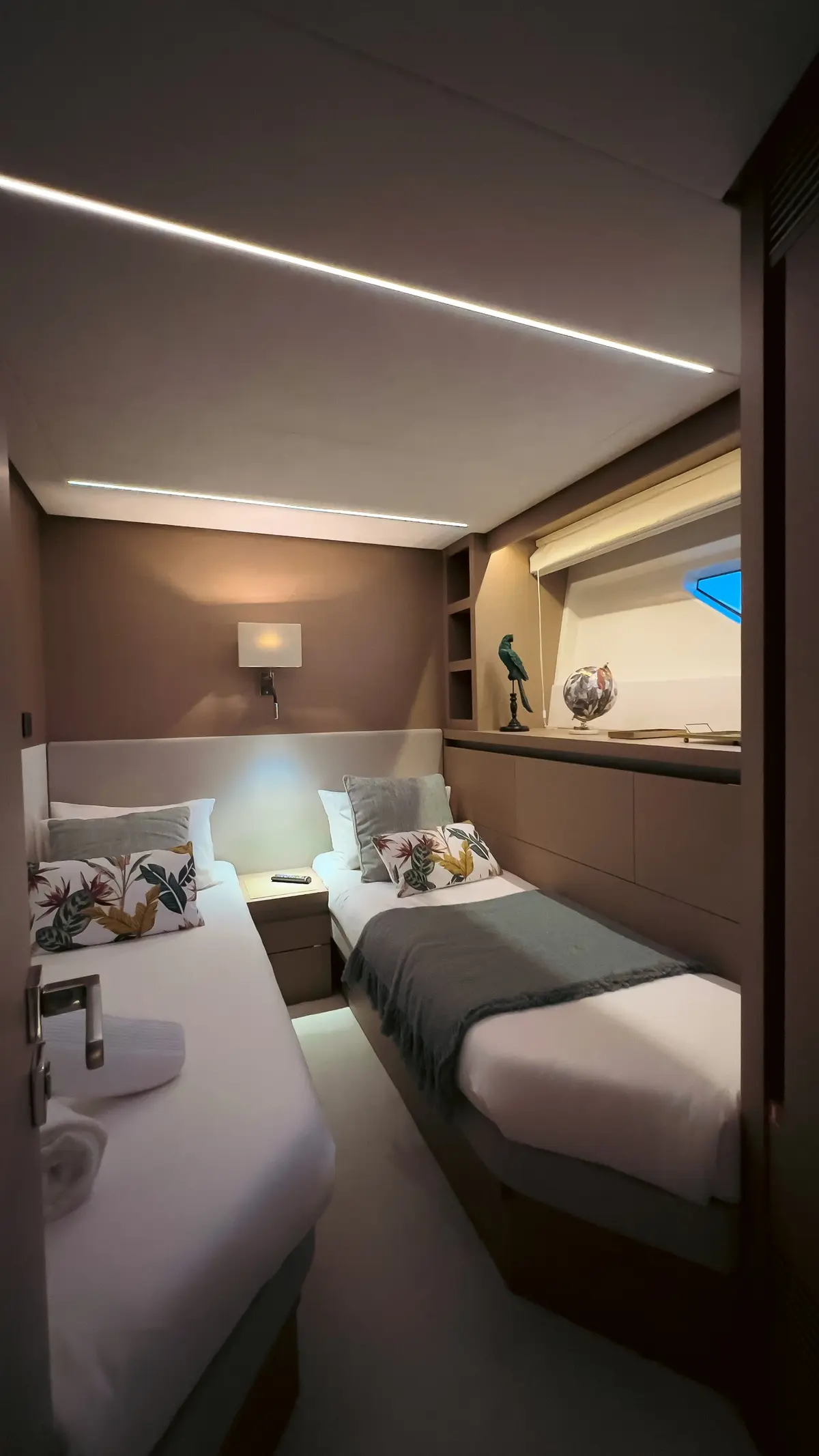 Prestige 680, aft deck — Priveo Yachts, Europe. Four cabins, one coastline, room to spread out