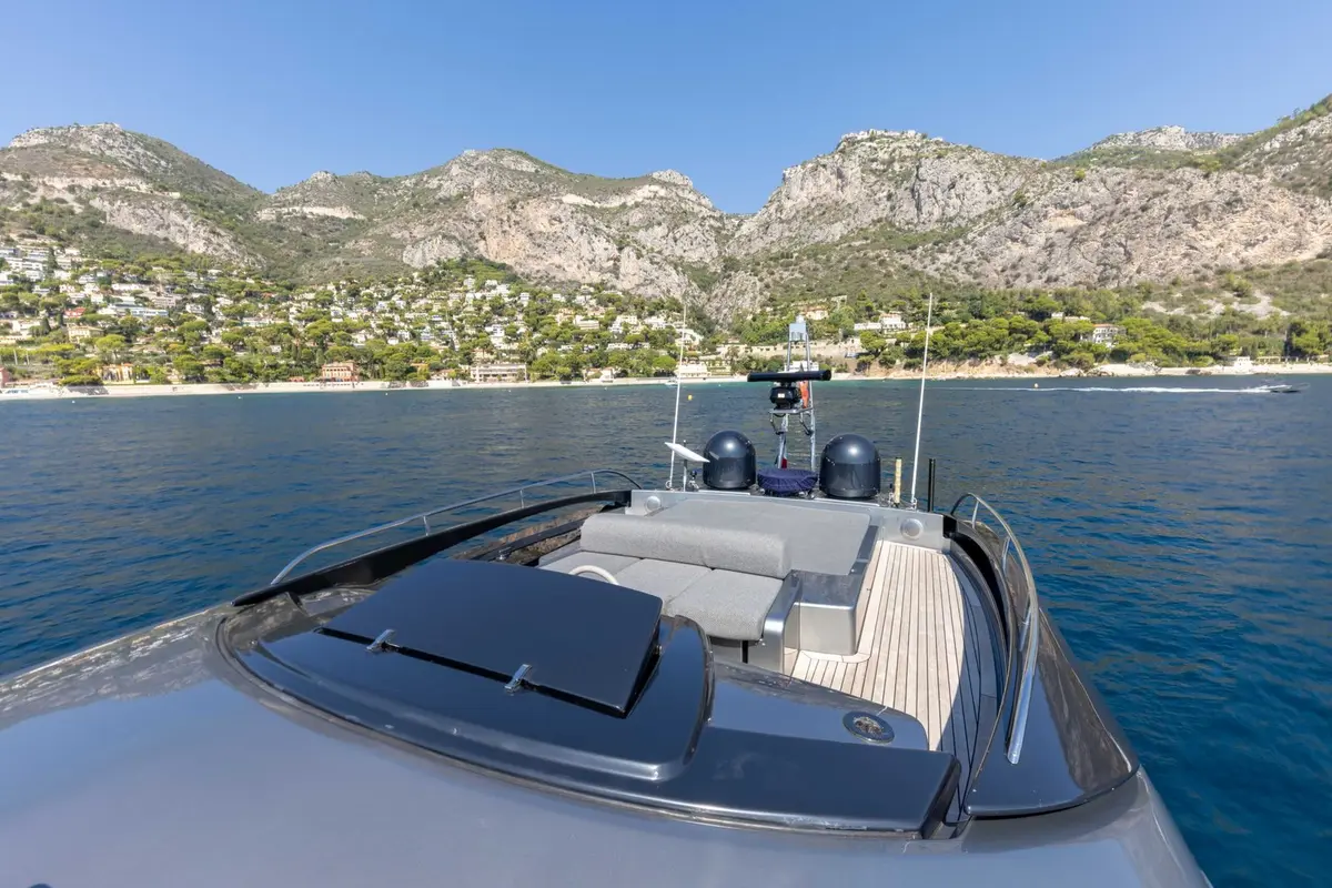 Riva 86 Domino, salon — Priveo Yachts, Europe. A 26-metre Italian hull built for coastal days