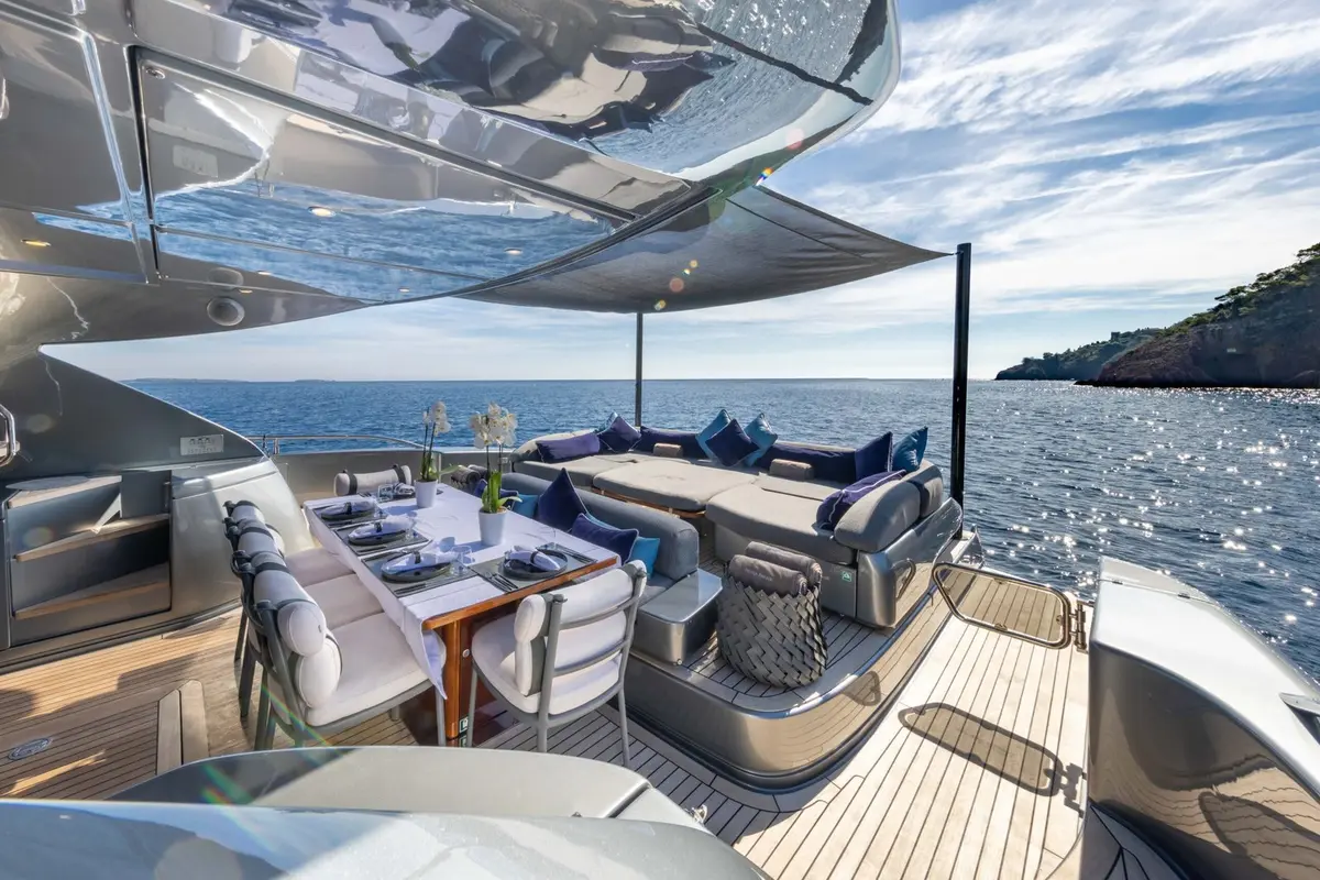 Riva 86 Domino, flybridge — Priveo Yachts, Europe. A 26-metre Italian hull built for coastal days