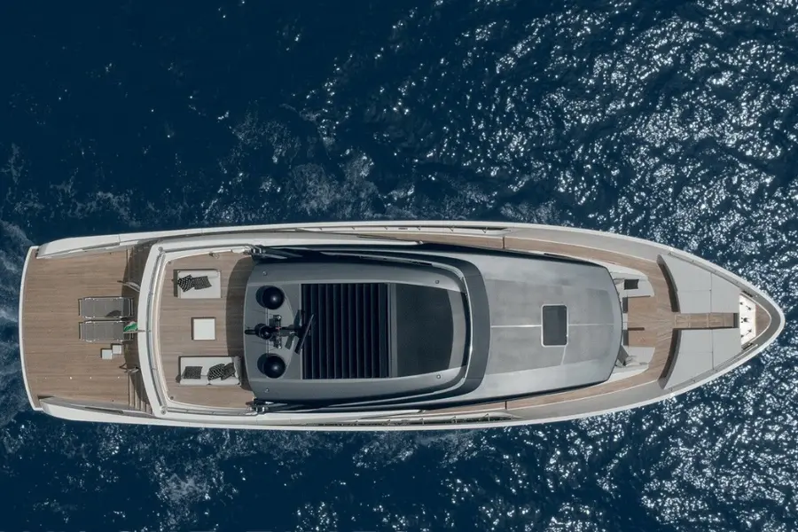 Sanlorenzo 112, main deck — Priveo Yachts, Europe. Low-slung Italian lines built for coastal running days