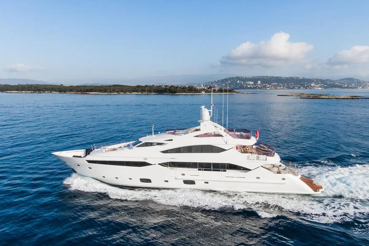 Thumper, main deck — Priveo Yachts, Europe. Forty metres of unhurried Mediterranean coastline running