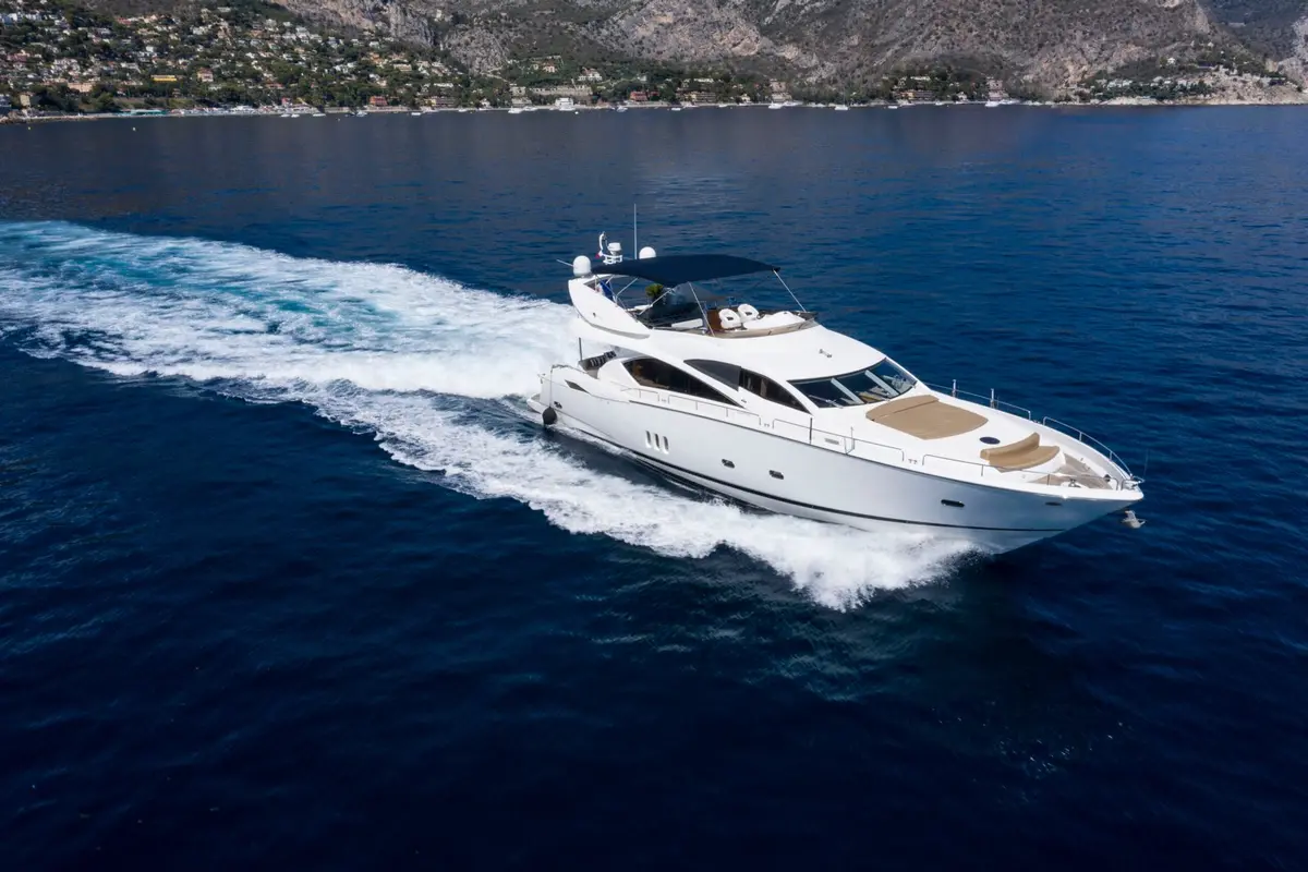 Sunseeker 82, aft deck — Priveo Yachts, Europe. Sport-yacht speed for short Mediterranean hops and long weekends
