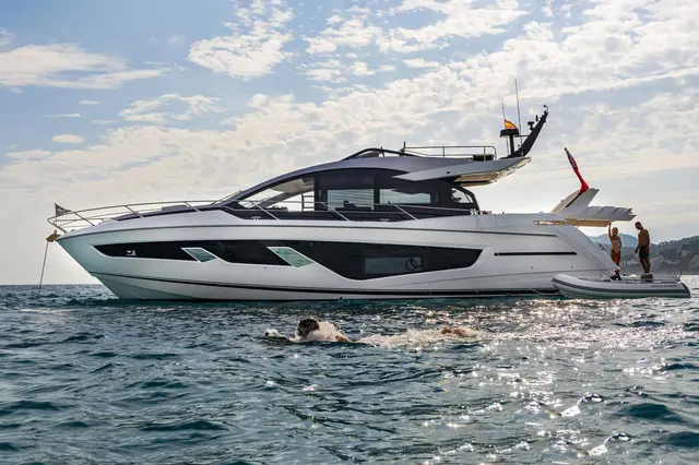 Sunseeker 65 Sport — Priveo Yachts, Europe