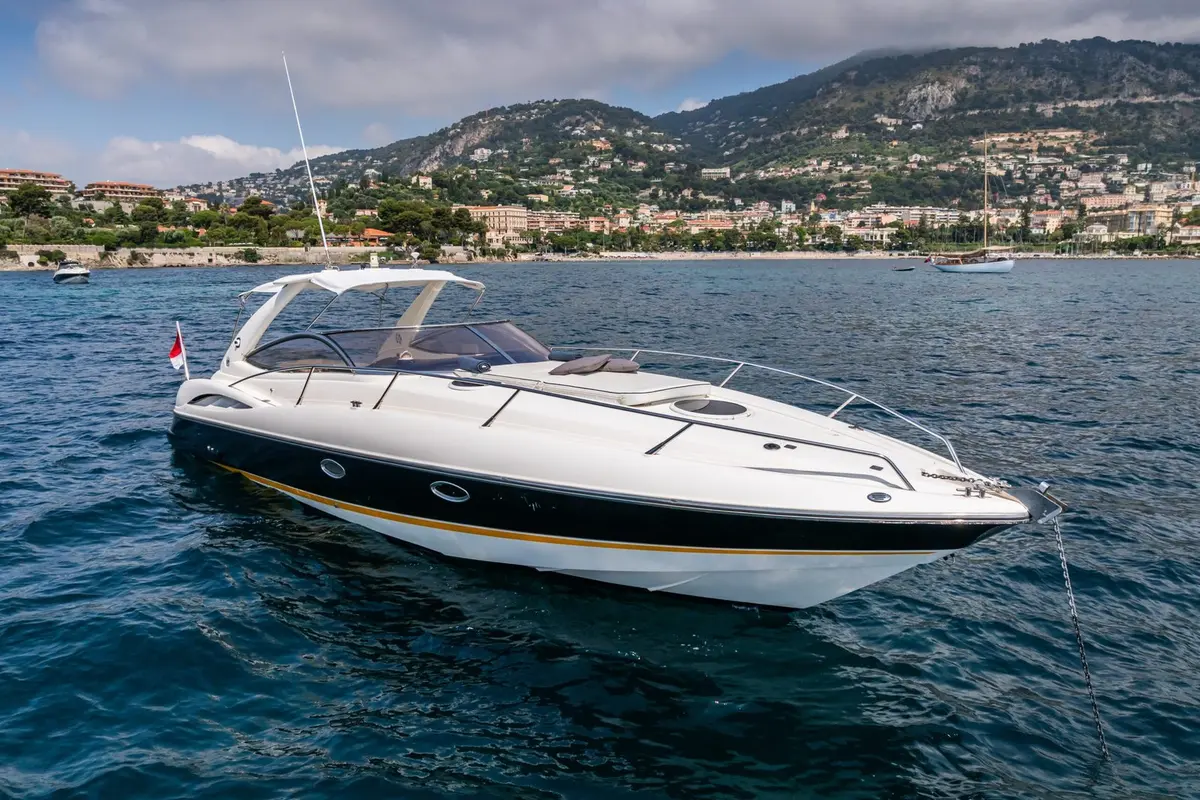 Superhawk 34, salon — Priveo Yachts, Europe. A fast coastal run for seven, one afternoon