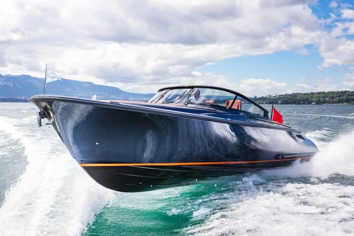 Wajer 38, salon — Priveo Yachts, Europe. A sleek day boat built for quick coastal runs