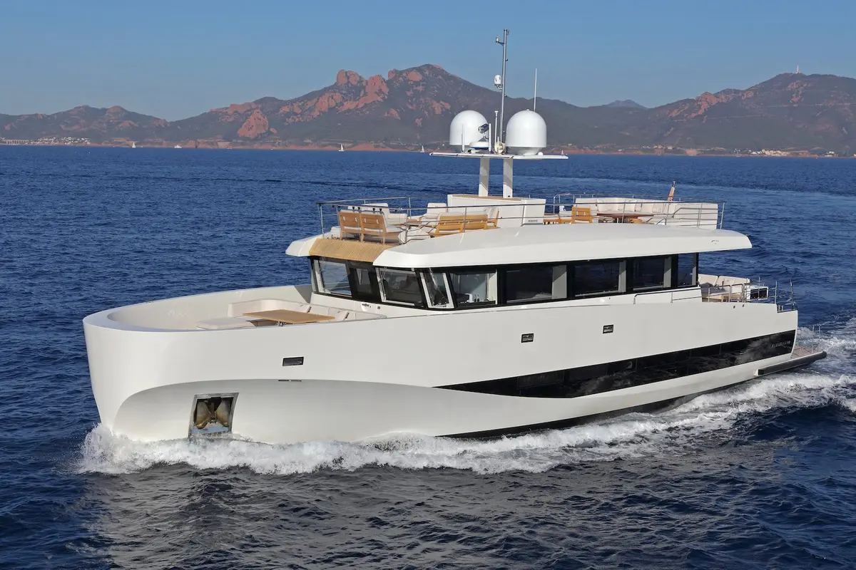 WallyAce 26, aft deck — Priveo Yachts, Europe. A sculpted hull built for fast coastal days